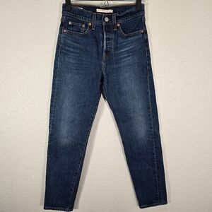 Levi's Premium Wedgie Fit Jeans Size 25 Medium Wash Button‎ Fly EUC